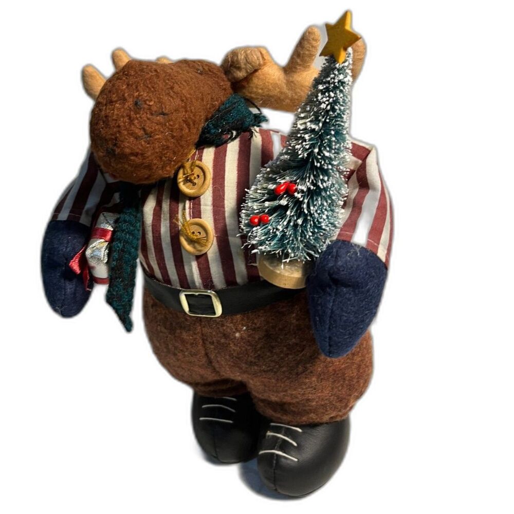 Vintage Christmas Moose 10-1/2 x 8"